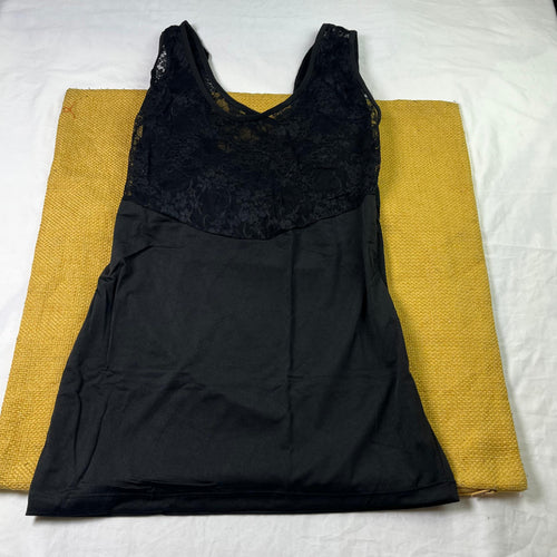 Black Lace Bra Top – Flexible Fit, Soft Inner Cups, Adjustable Straps, Elegant Sleeveless Design | Posheeda Libaas