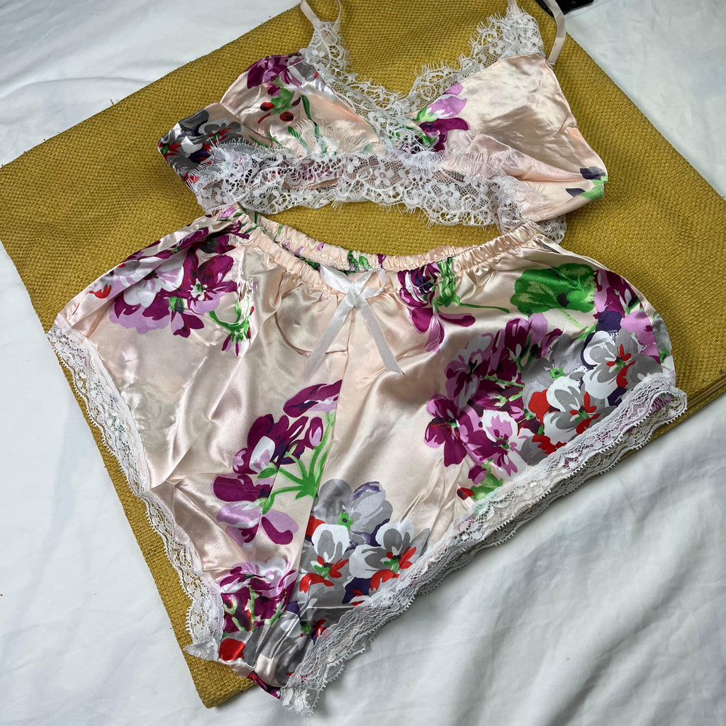 Floral Silky Flexible Bra Set – Soft Padded, Adjustable Straps, Breathable Comfort | Posheeda Libaas