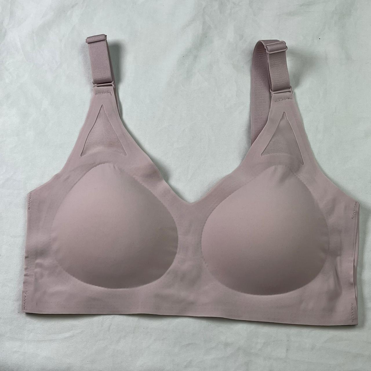ComfortFlex Seamless Bra – Soft Padded, Wire-Free, Adjustable Straps (All-Day Comfort)